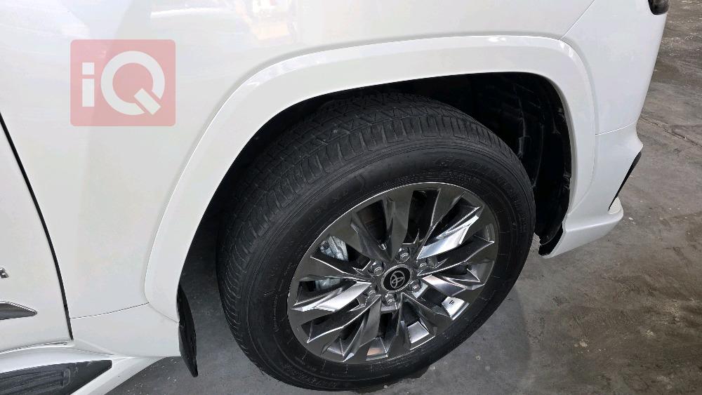 تويوتا لاندكروزر